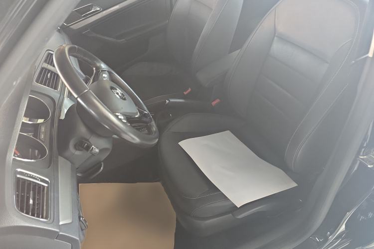 Used Volkswagen Lavida 2017 1.6L Automatic Comfort Edition Left Front Seat