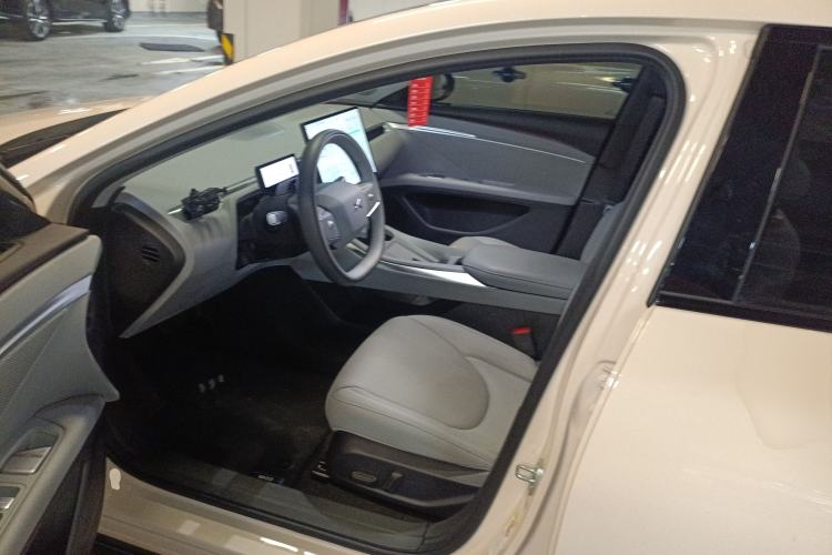 Used XPeng MONA M03 2024 620 with Ultra-Long Range
