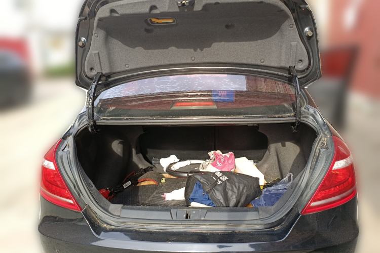 Used Geely Auto Emgrand 2016 Sedan 1.5L Manual Upward Edition Trunk