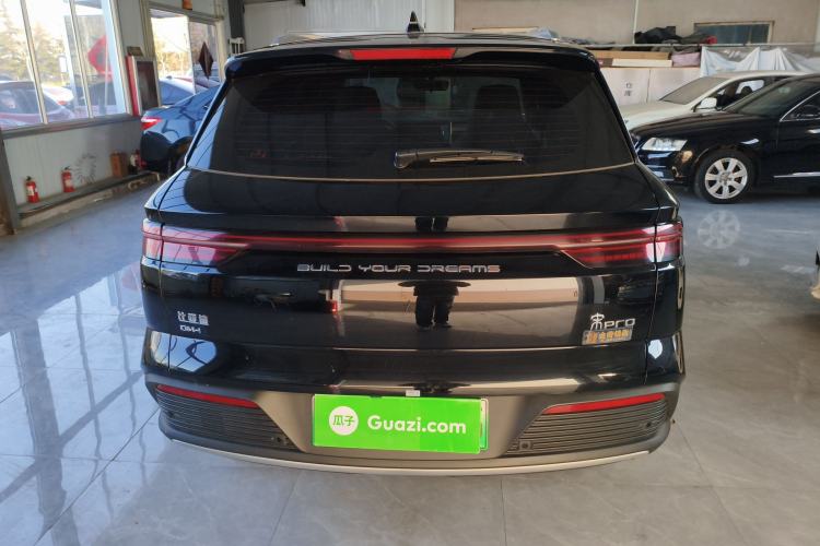 Used BYD Song Pro New Energy 2024 HONOR Edition DM-i 71KM Navigation Model
