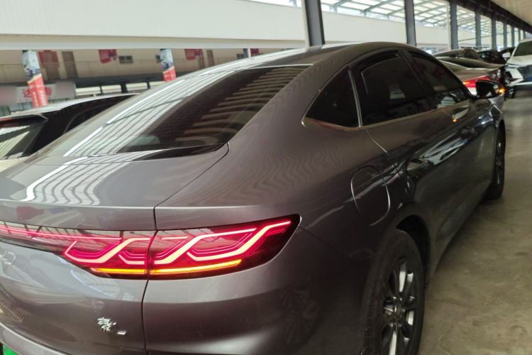 Used BYD Qin L 2024 DM-i 80KM Leading Model
