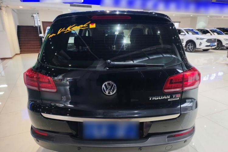 Used Volkswagen Tiguan L 2015 1.8TSI Automatic All-Wheel-Drive Luxury Model