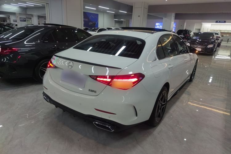 Used Mercedes-Benz C-Class 2024 Facelifted C-Class 260 L Night Edition Sports Version Rear Right 45 Deg