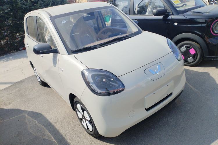 Used Wuling Hongguang MINIEV 2025 Four-Door Version Advanced Edition Exterior 1