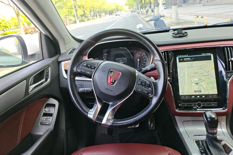 Used Roewe RX5 2016 30T Four-Wheel Drive Automatic Internet Smart Luxury Edition
