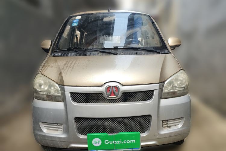 Used BAIC Weiwang 306 2011 1.3L base model 7 seats Front