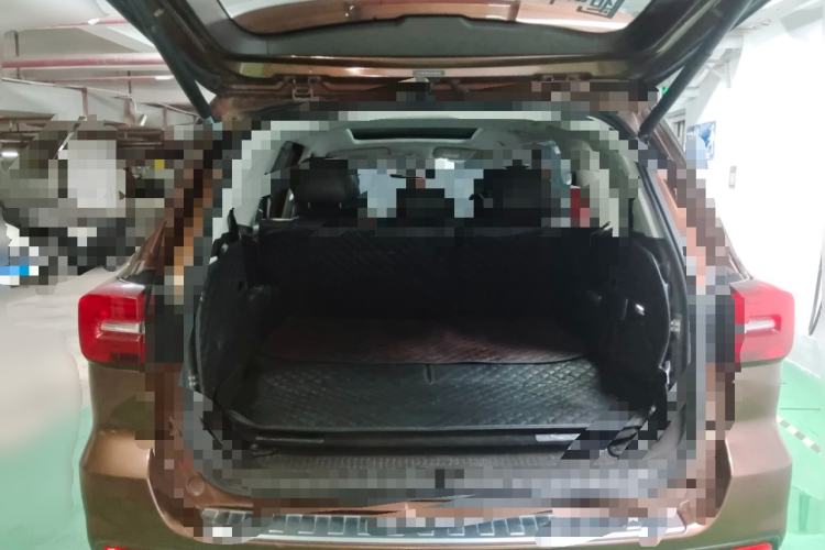 Used Roewe RX8 2018 30T Smart Connectivity Two-Wheel Drive Flagship Edition