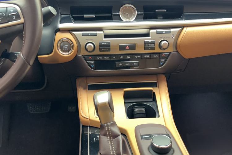 Used Lexus ES 2015 200 Elite Edition
