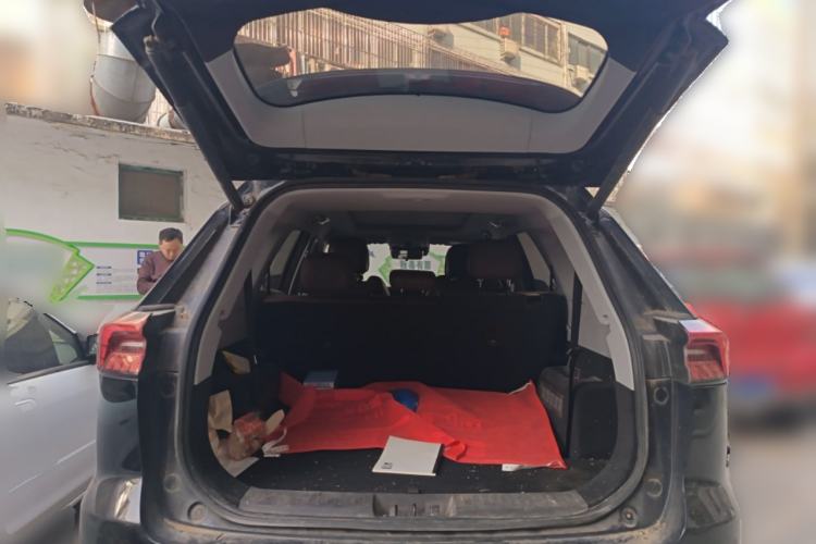 Used Chery Tiggo 8 PRO 2024 Champion Edition 390T Two-Wheel Drive Peak Version 7 Seats
