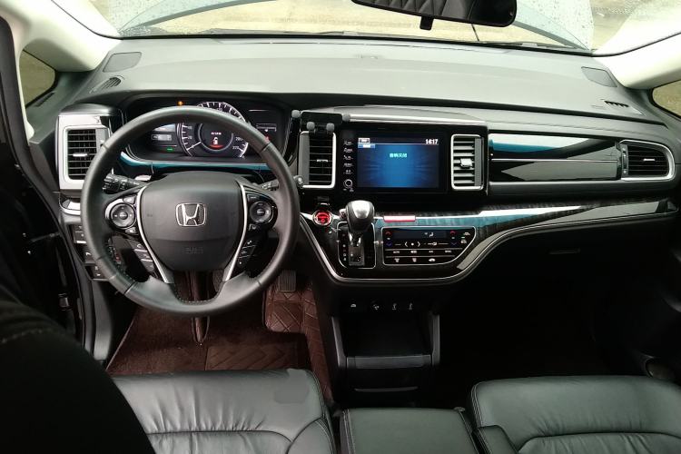 Used Honda Elysion 2019 2.0L Hybrid Supreme Edition Center Console