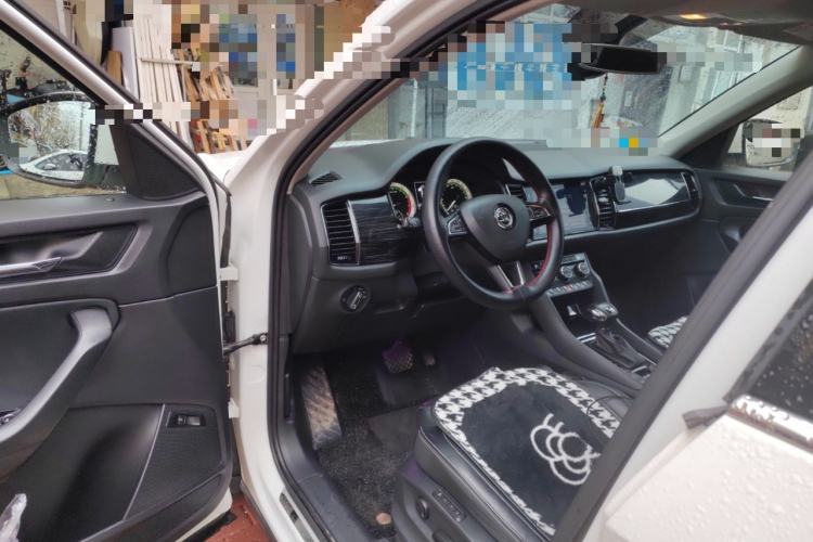 Used Skoda Kodiaq 2018 TSI330 7-Seater Two-Wheel-Drive Luxury Enjoyment Edition Driver Seat