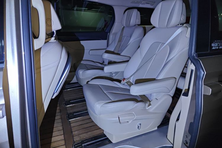 Used Buick GL8 2023 ES Lu Zun Deluxe Model