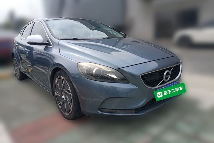 Used Volvo V40 2013 2.0T Zhiya Edition