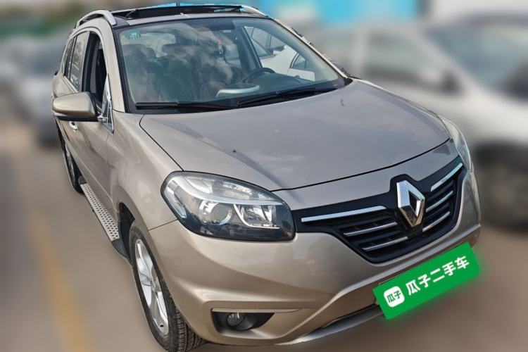 Used Renault Koleos 2014 2.0L Two-Wheel Drive Fashion Edition Front Right 45 Deg