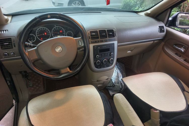 Used Buick GL8 2014 2.4L Classic Edition
