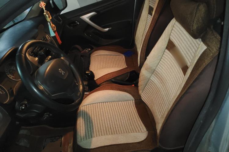 Used Peugeot 301 2014 1.6L Manual Luxury Edition
