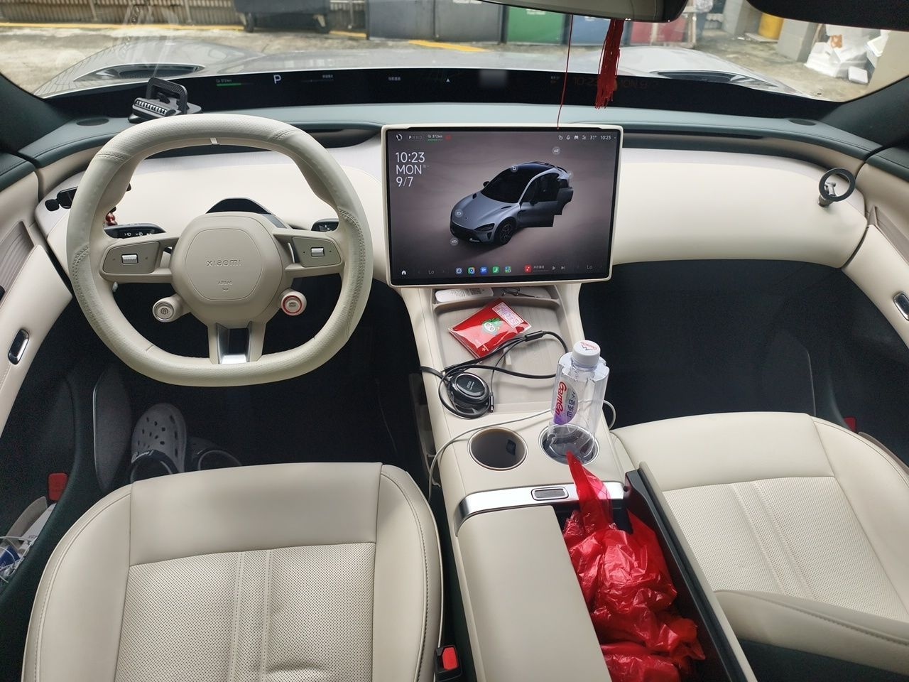 Xiaomi Auto YU7 2025 Ultra-Long Range All-Wheel Drive Pro Version — снимка 18