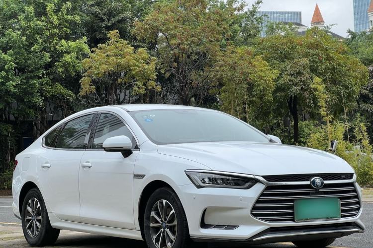 Used BYD Qin Pro New Energy 2018 DM 1.5TI Automatic Smart Connect Dynamic Model
