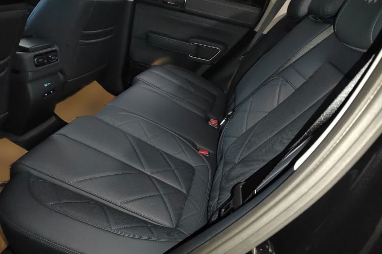 Used Formula Leopard Leopard 5 2023 Explore Edition
