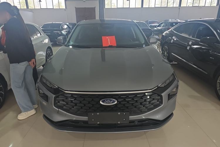 Used Ford Mondeo 2023 EcoBoost 180 Luxury Model
