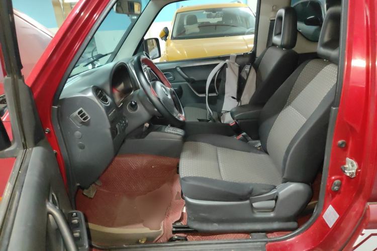 Used Suzuki Jimny 2011 1.3 AT Navigation Edition