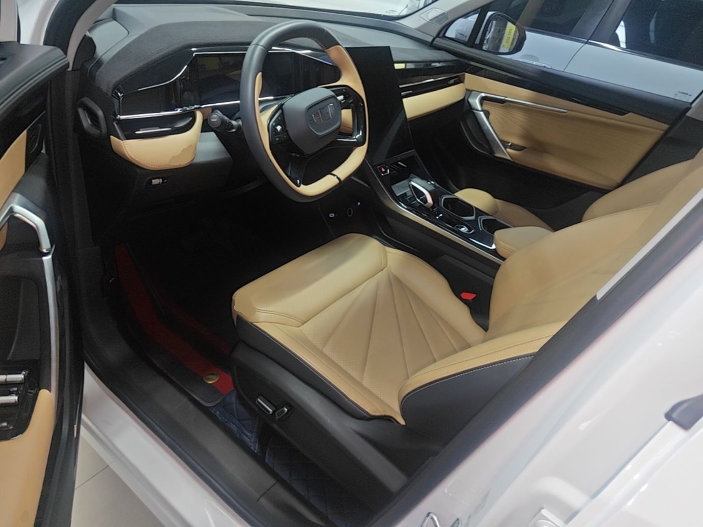 Geely Auto FX11 2023 2.0TD DCT Prestige Edition — снимка 17