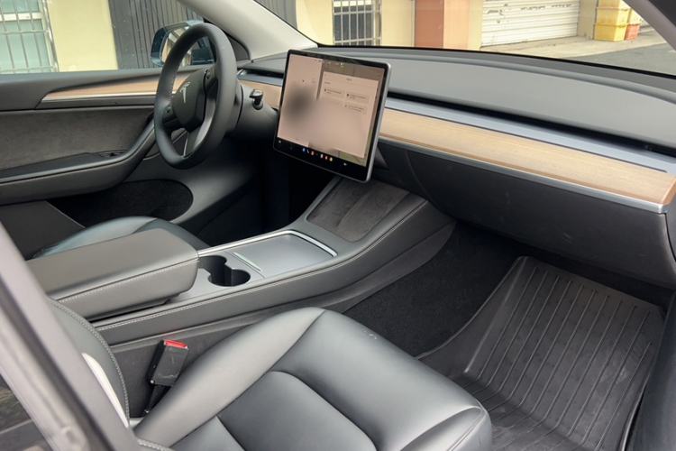 Used Tesla Model Y 2021 Performance High-Performance All-Wheel-Drive Version