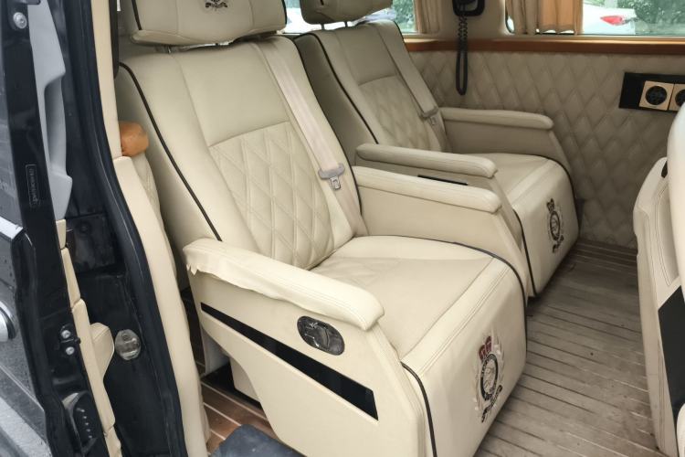 Used Mercedes-Benz Vito 2013 3.0L Business Edition Left Rear Seat