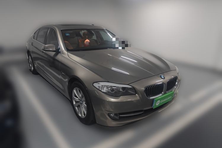 Used BMW 5 Series 2011 523Li Leading Model
