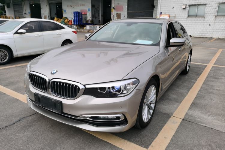 Used BMW 5 Series 2019 525Li Luxury Package