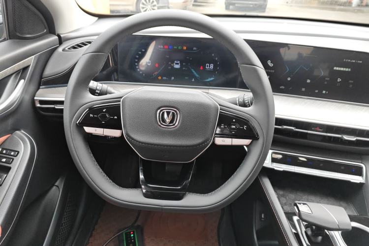 Used CHANGAN Eado 2023 Changan Edition PLUS Blue Whale NE 1.4T GDI DCT Prestige Version Steering Wheel