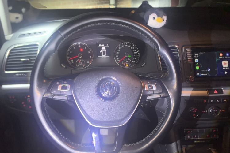 Used Volkswagen Sharan 2018 380TSI Comfort Edition 7-Seater Steering Wheel