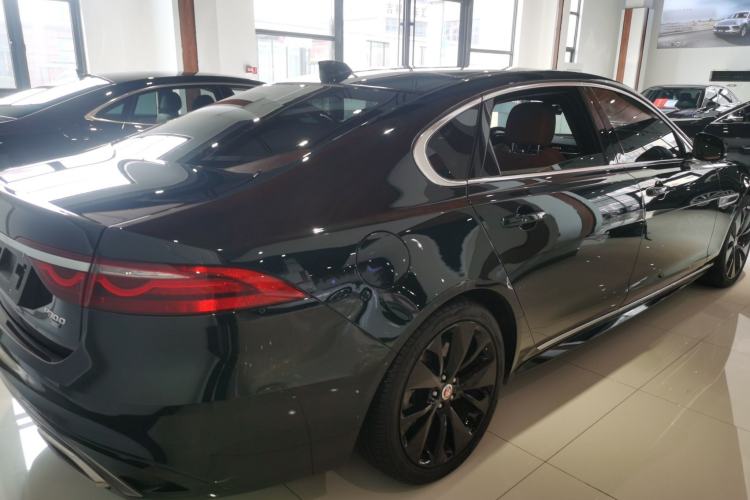Used Jaguar XFL 2023 XFL 2.0T P300 Four-Wheel-Drive Flagship Sport Edition
