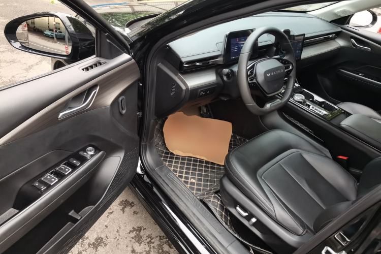 Used Wuling Xingguang 2023 70 Standard Edition
