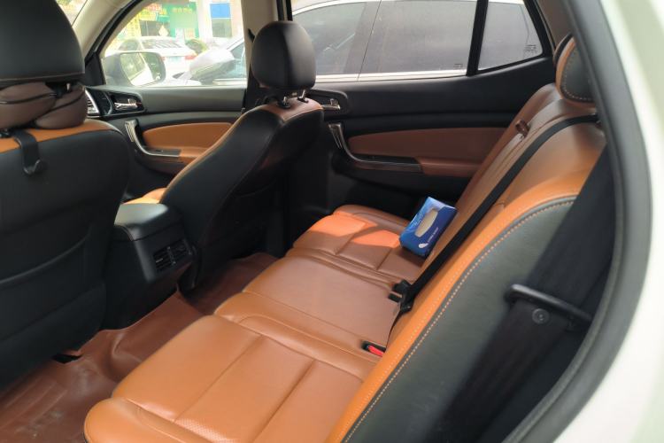 Used CHANGAN OSHAN CX70 2016 1.6L Manual Luxury Model
