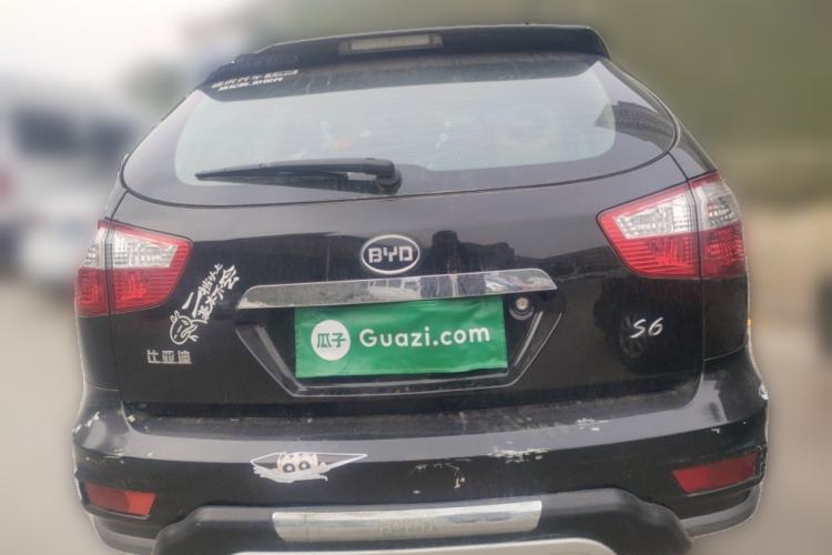 Used BYD S6 2014 2.0L Manual Luxury 5-Seater