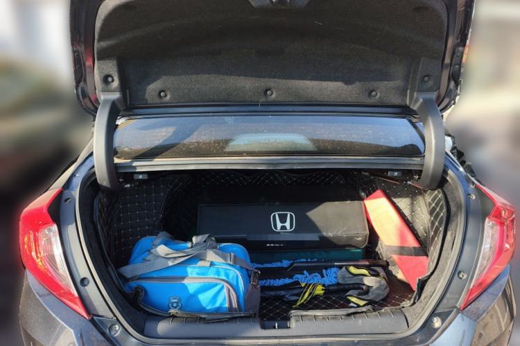 Used Honda Civic 2019 220TURBO CVT Dynamic Edition China VI Trunk