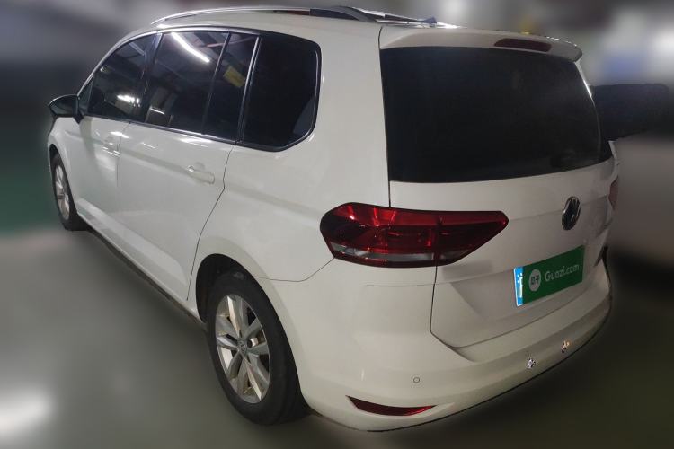 Used Volkswagen Touran 2016 Volkswagen Touran L 280TSI DSG Comfort Edition Rear Left 45 Deg