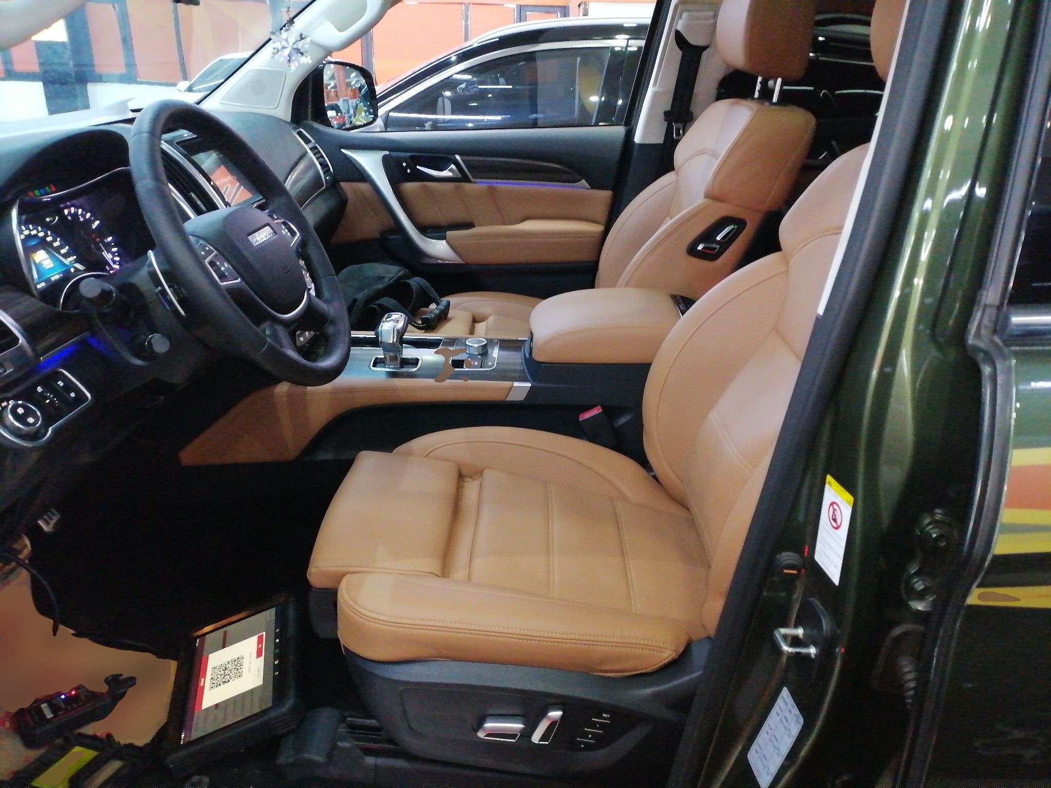 Переднее сиденье в автомобиле