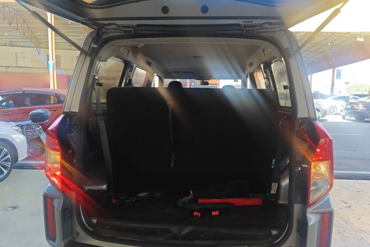 Used Wuling Hongguang PLUS 2020 1.5L Manual Standard Edition 7-Seater
