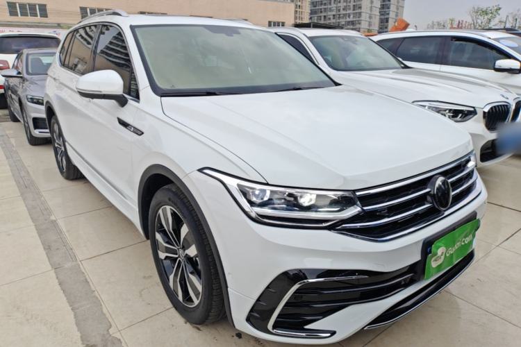 Used Volkswagen Tiguan L 2024 Outstanding Model 330TSI Automatic Two-Wheel Drive R-Line Dragon Glory Edition
