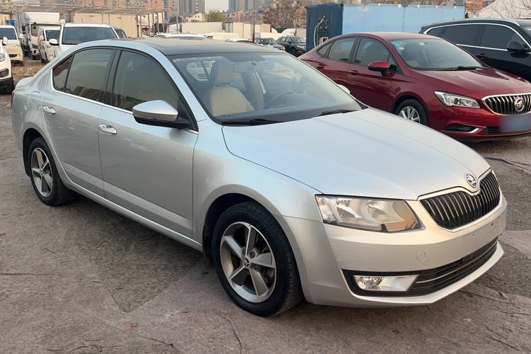 Used Skoda Octavia 2016 1.6L Automatic Smart Drive Edition