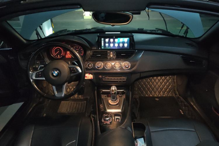 Used BMW Z4 2013 sDrive20i Leading Model
