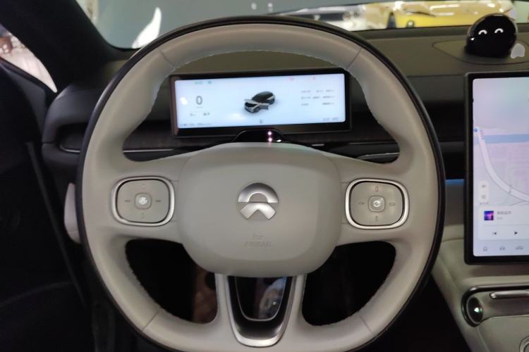 Used Nio ES6 2024 75 kWh Steering Wheel