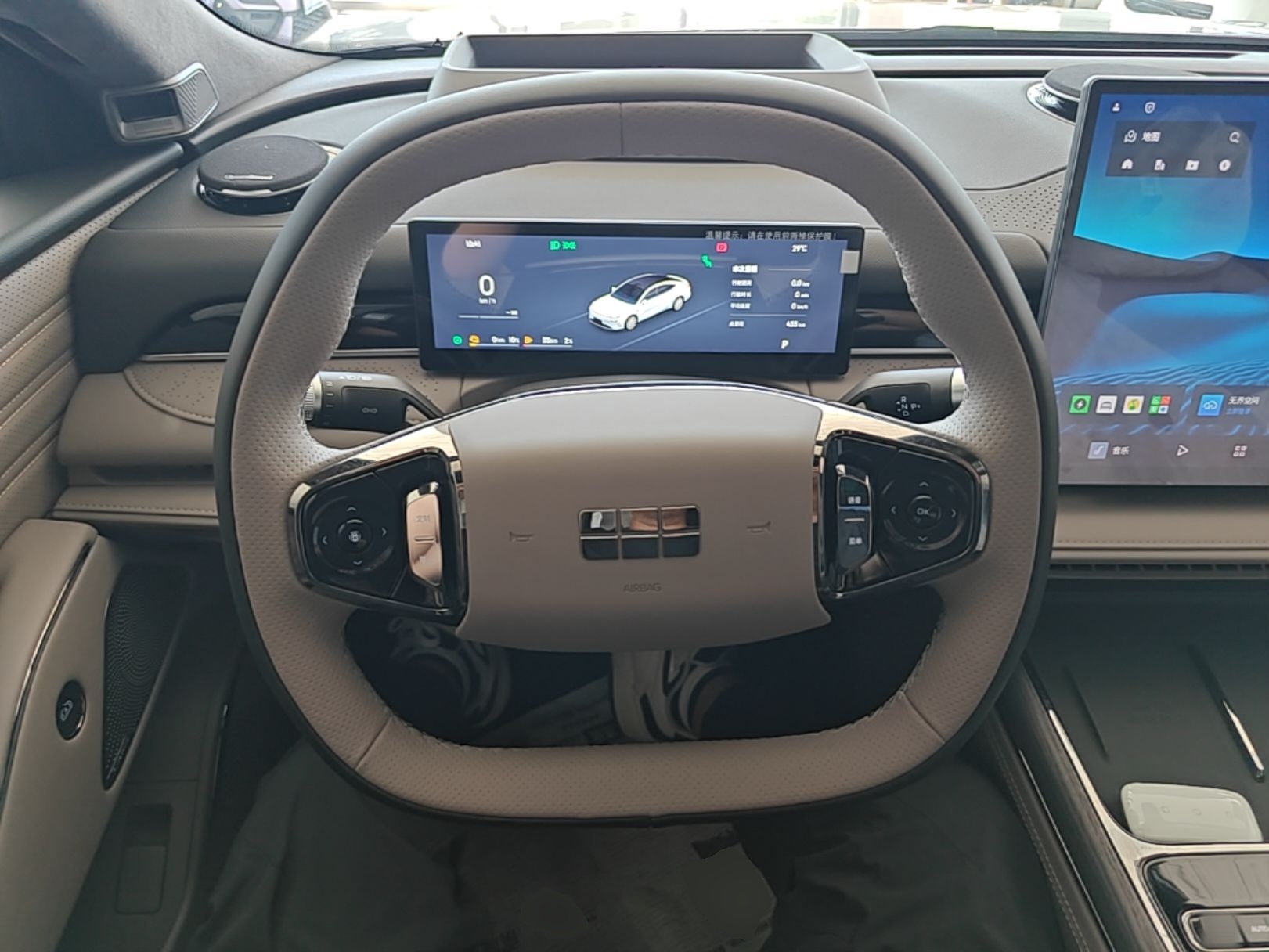 Geely Galaxy 8 2025 130km EM-P Starship Edition — снимка 13