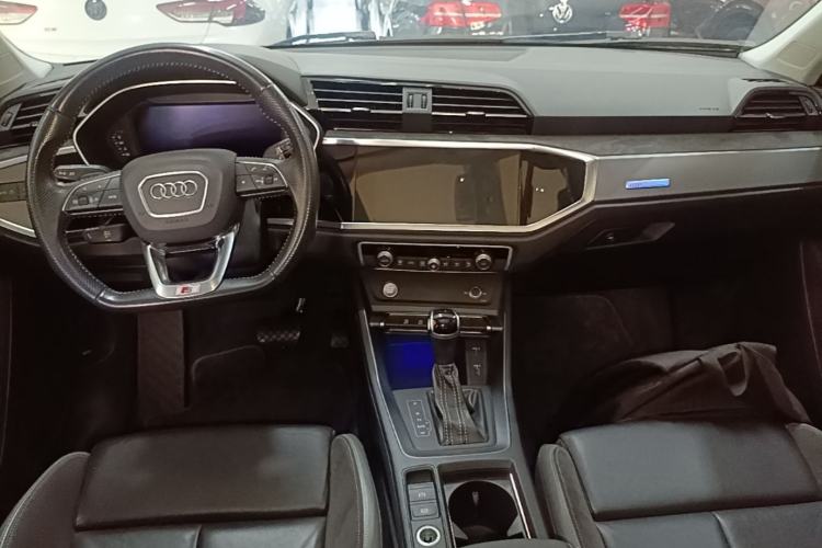 Used Audi Q3 Sportback 2020 40 TFSI Fashion Model
