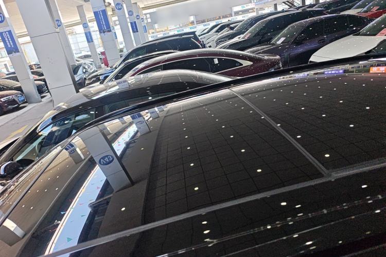 Used Lynk & Co 08 EM-P 2023 220 km Limited-Time Edition
