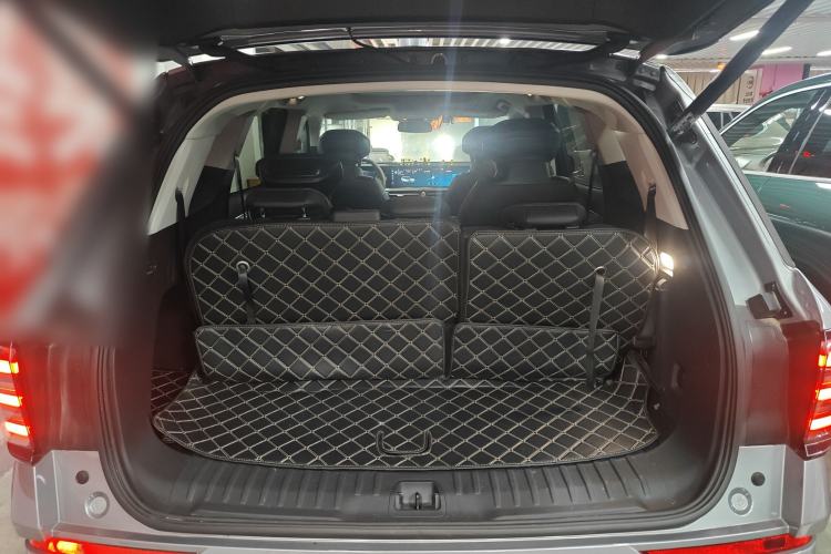 Used Ford Edge 2025 Ford Explorer L 2.0T EcoBoost E-Hybrid Two-Wheel Drive 7-Seater Luxury Model
