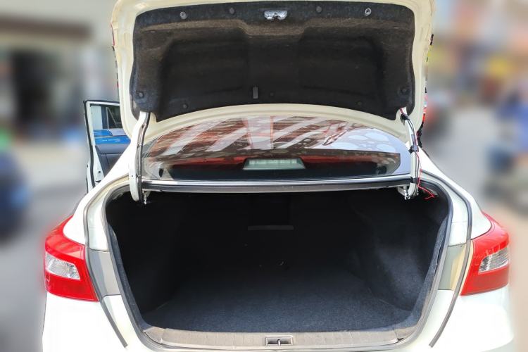 Used Nissan Sylphy 2018 1.6XV CVT Deluxe Edition Trunk