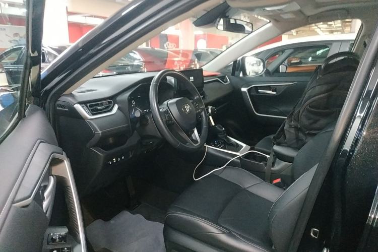 Used Toyota Wildlander 2023 2.0L CVT Four-Wheel Drive Luxury PLUS Edition
